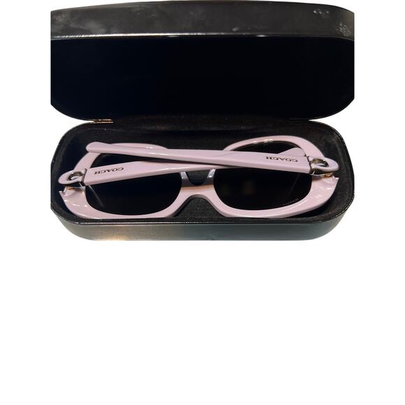 Coach Beautiful Sunglasses in Pastel Purple Large Lenses - Picture 9 of 12